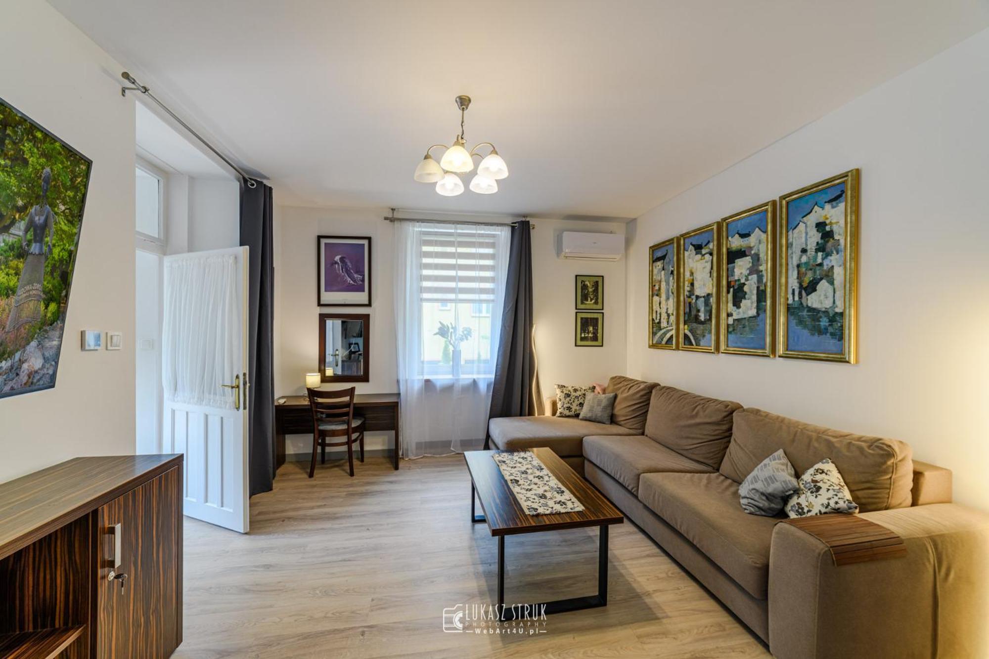Apartament Kudowianka 쿠도바-즈루이 외부 사진