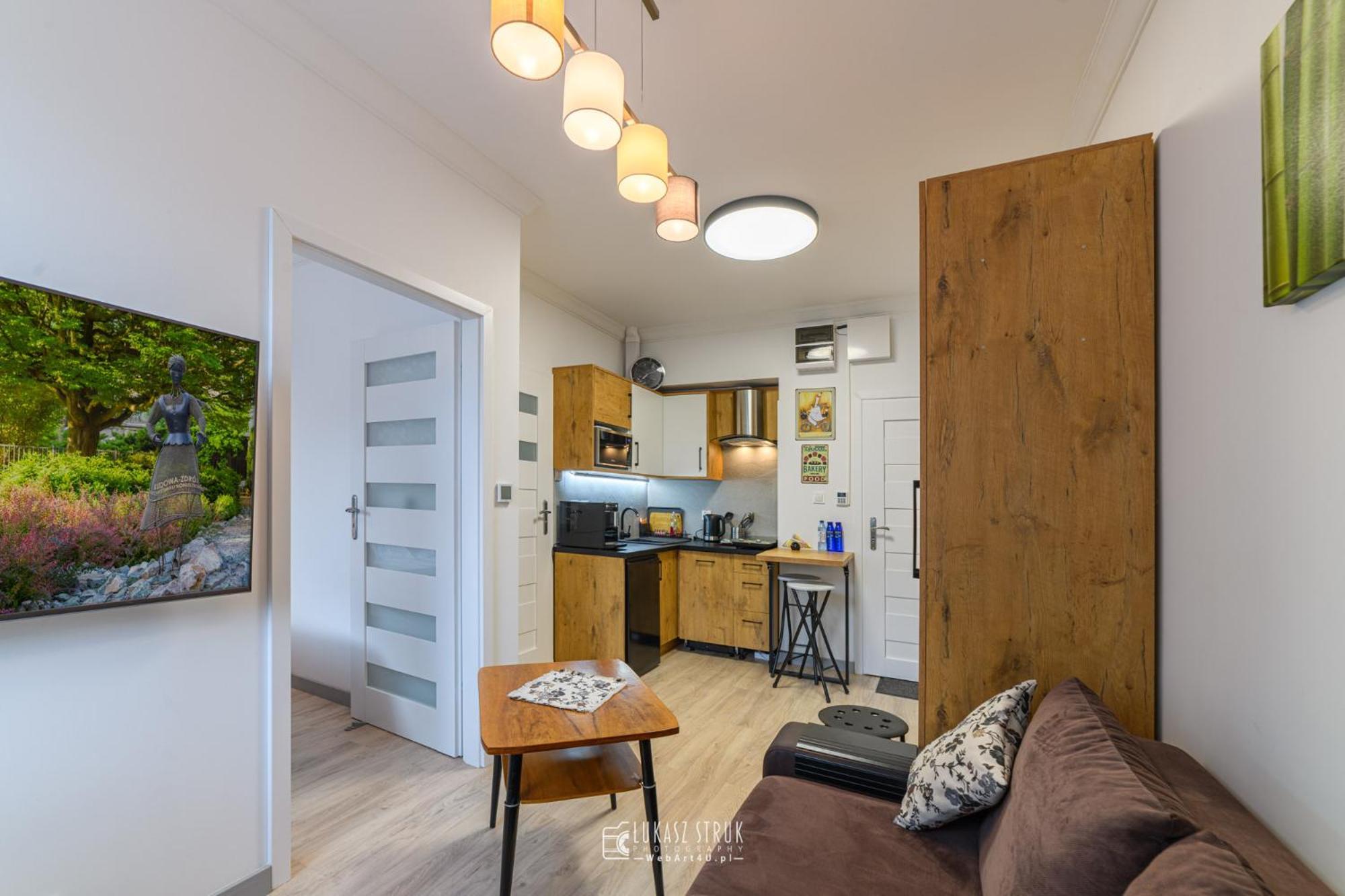 Apartament Kudowianka 쿠도바-즈루이 외부 사진